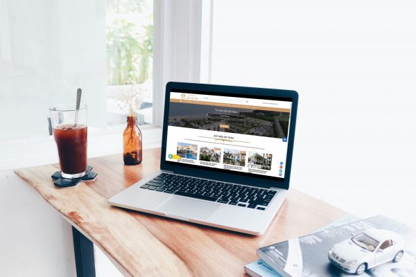 web bất động sản